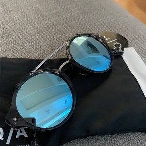 Quay Blue Mirrored Tortoise Shell sunglasses NWT